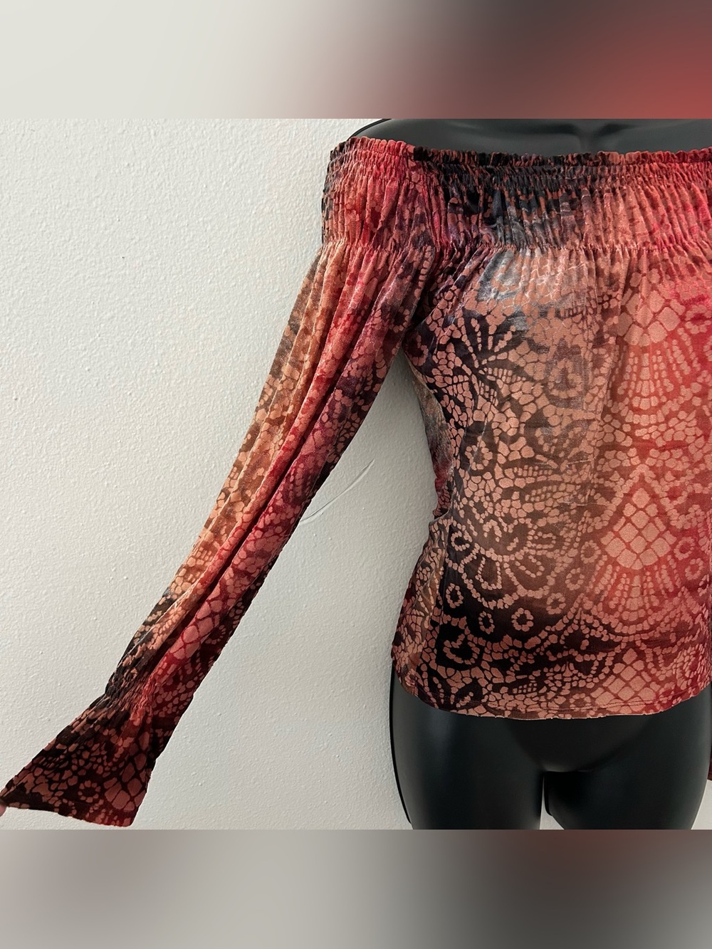 VTG Bebe Velvet Burnout Off The Shoulder Top Size S Made in France Boho Y2K 90s - Picture 3 of 9